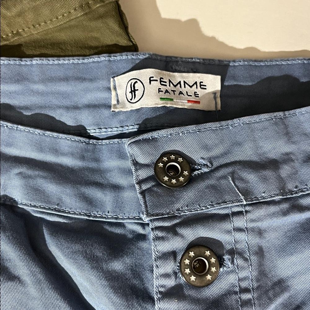 Femme Fatale Made in Italy set of 3 Pairs of Straight Leg pants sz Large Green - Picture 3 of 10